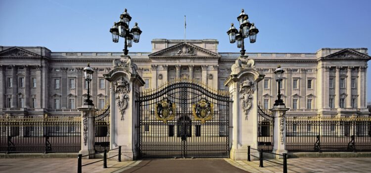 Cuantas Habitaciones Tiene El Palacio de Buckingham