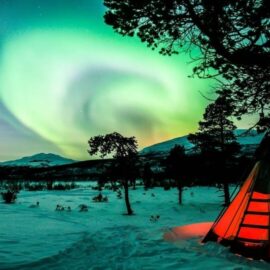 Excursiones desde Estocolmo para ver auroras boreales: una experiencia inolvidable