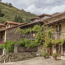 Pujayo, pueblo más bonito de Cantabria: Conoce su encanto rural