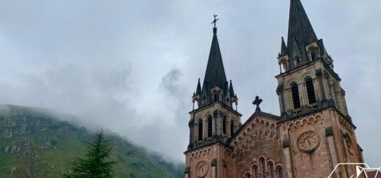 Se Puede Subir al Santuario de Covadonga en Coche ¿Cómo?