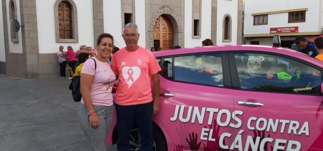 Taxi para ir a la aldea de San Nicolás, un destino encantador y tranquilo