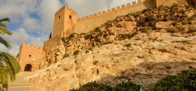 La historia de la Alcazaba de Almería, una fortaleza impresionante