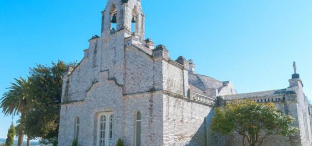 La Capilla de las Conchas, un tesoro arquitectónico en La Toja La Capilla de las Conchas, un tesoro arquitectónico en La Toja