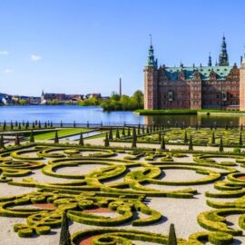 Castillo de Frederiksborg: una visita en ferry hasta el castillo