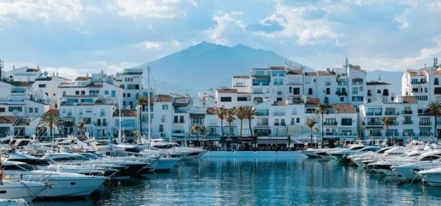 Cómo ir de Marbella a Puerto Banús: Consejos y opciones Cómo ir de Marbella a Puerto Banús: Consejos y opciones