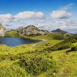 Cuánto se tarda en visitar los lagos de Covadonga