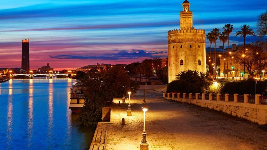 qu-ver-en-sevilla-de-noche-lugares-y-actividades-imprescindibles