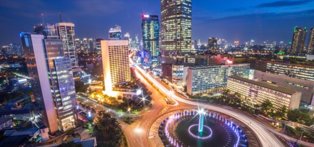 Qué ver en Yakarta en un día: guía de viaje a la capital de Indonesia Qué ver en Yakarta en un día: guía de viaje a la capital de Indonesia